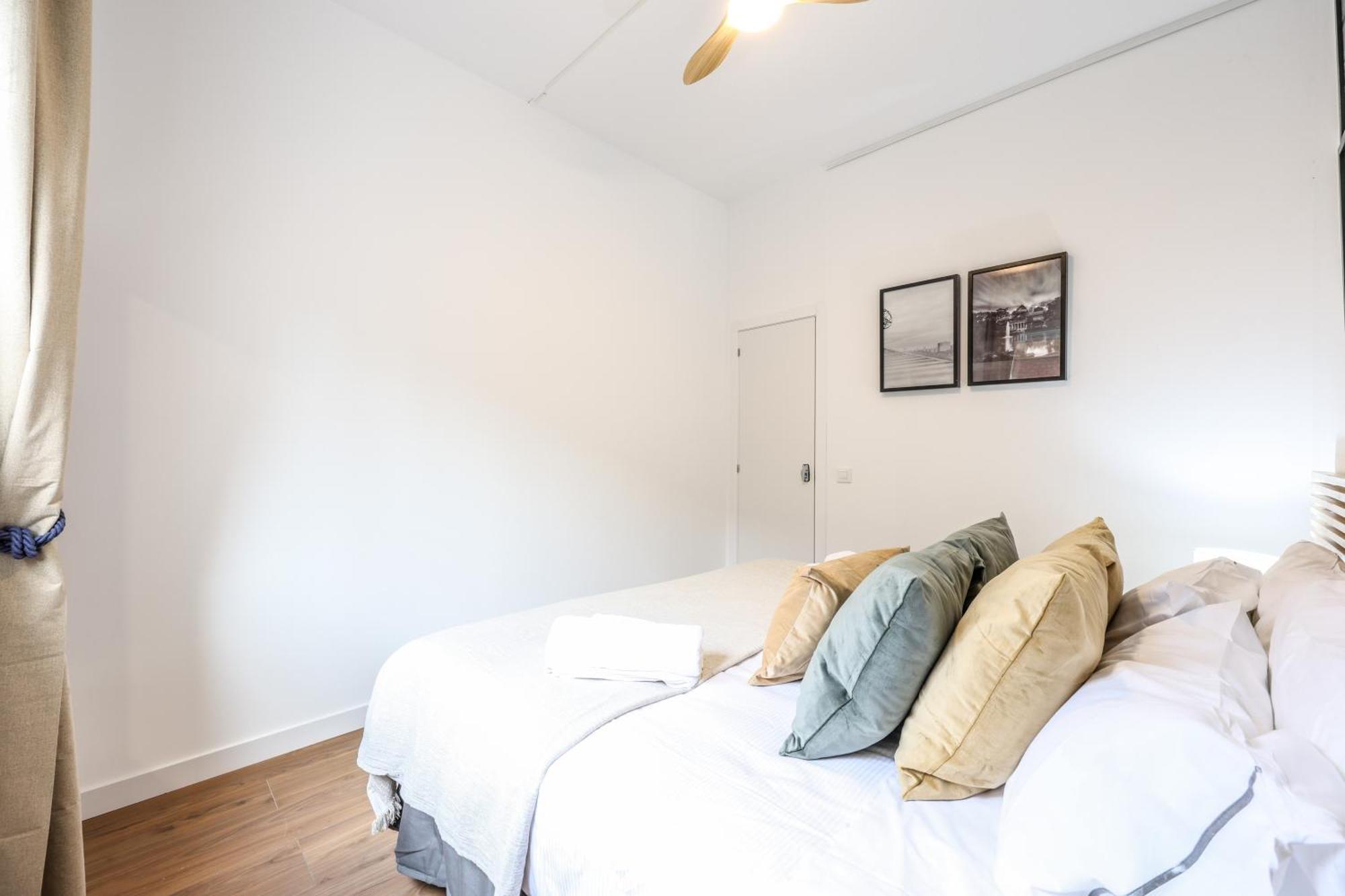 Be Coliving Madrid Centro Hotel Exterior photo